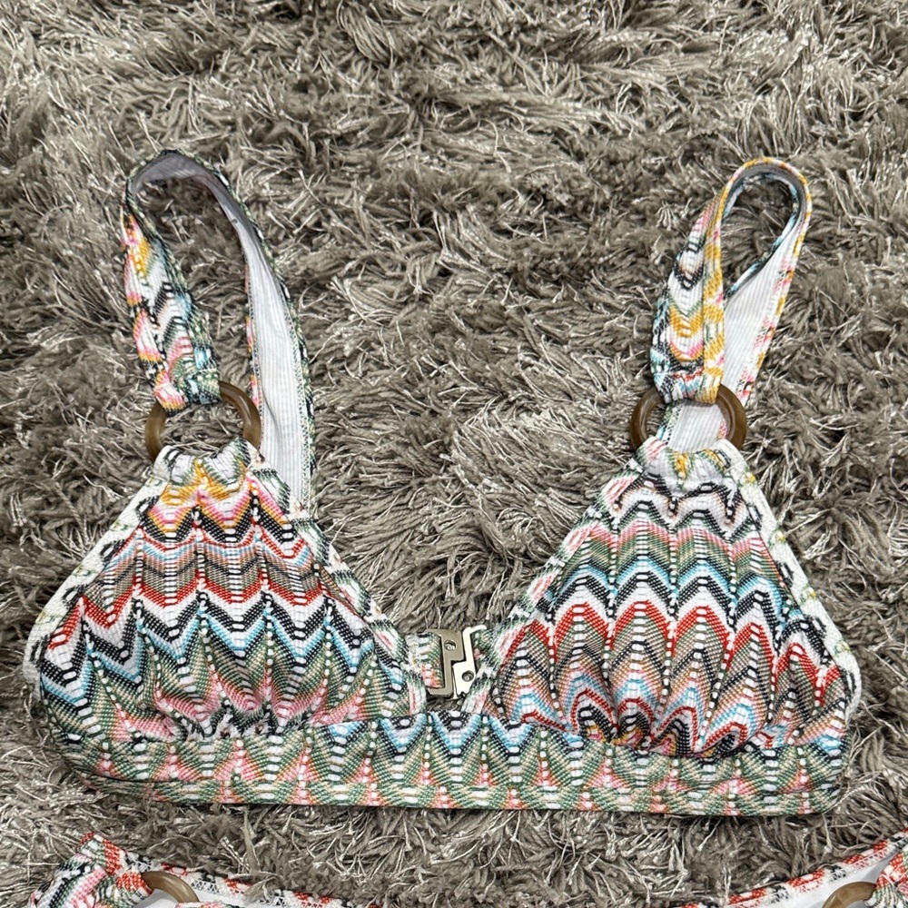 Colorful Patterned Bikini Set - Picture 5 of 8